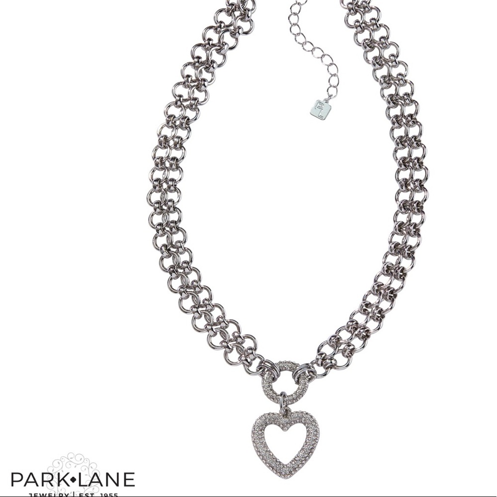 NWT Heart chain choker